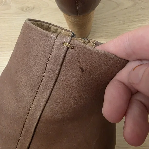 Vionic Brown Leather Block Heel Going Out Comfort Kennedy Ankle Boots Size 7.5 - Picture 5 of 8